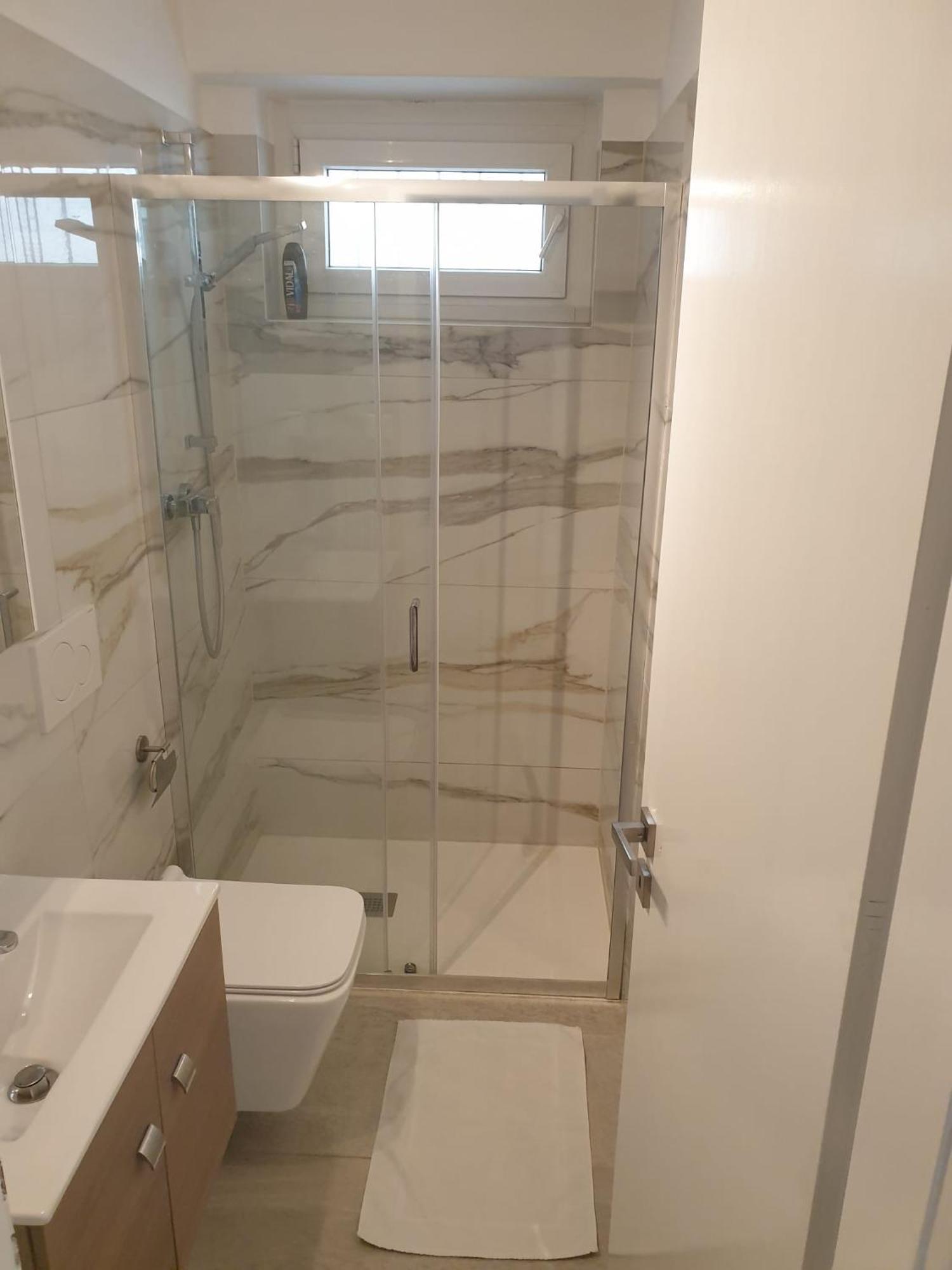 Lugano Lakeview Apartment With Self Check-In & Private Parking On Request 외부 사진