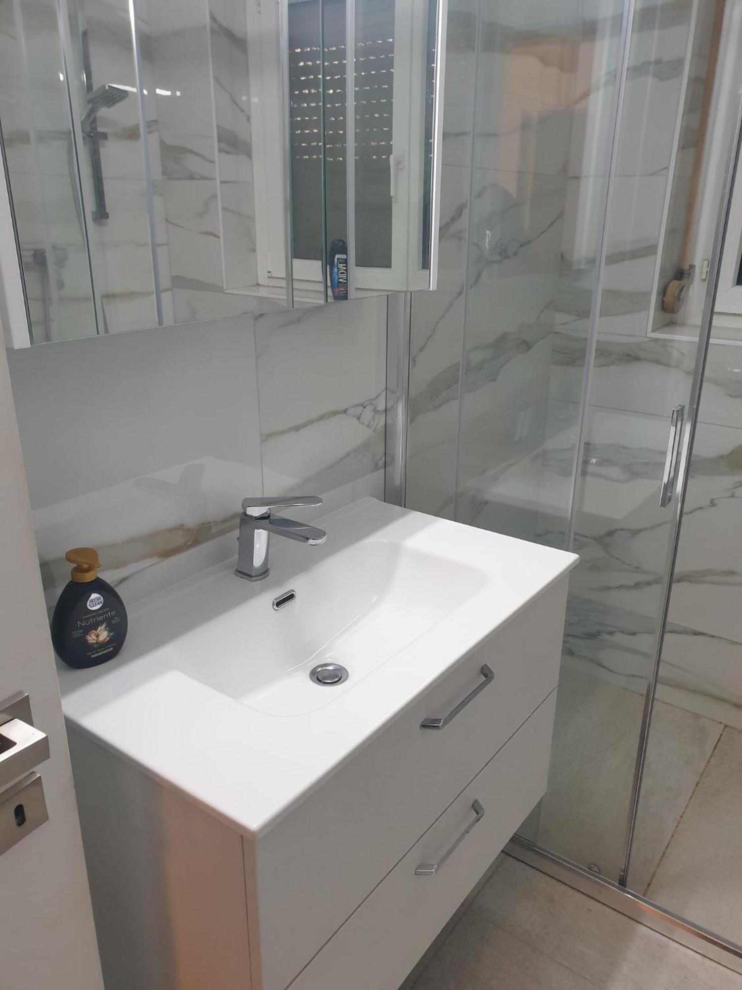 Lugano Lakeview Apartment With Self Check-In & Private Parking On Request 외부 사진