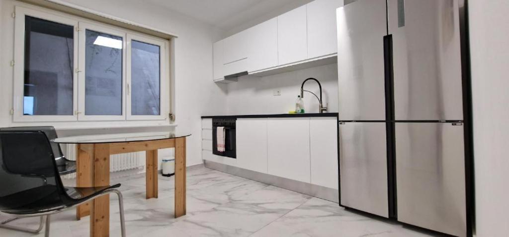 Lugano Lakeview Apartment With Self Check-In & Private Parking On Request 외부 사진